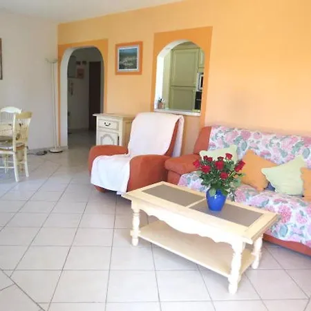 Apartment 3 Pieces Climatise Proche Centre, Commerces Et Plage A - Fr-1-780-73 Sainte-Maxime